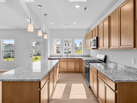 7th image of this home