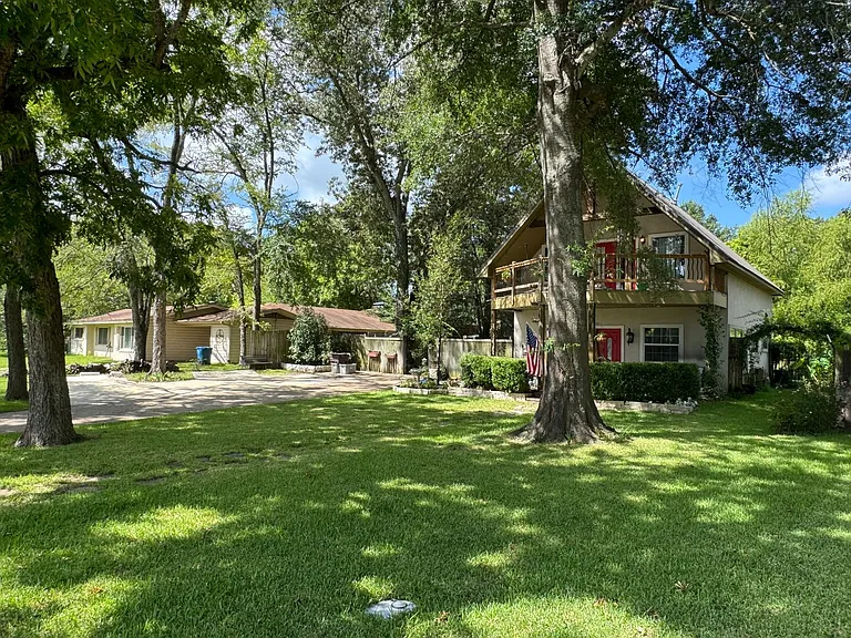 807 N Rather St — Photo 2