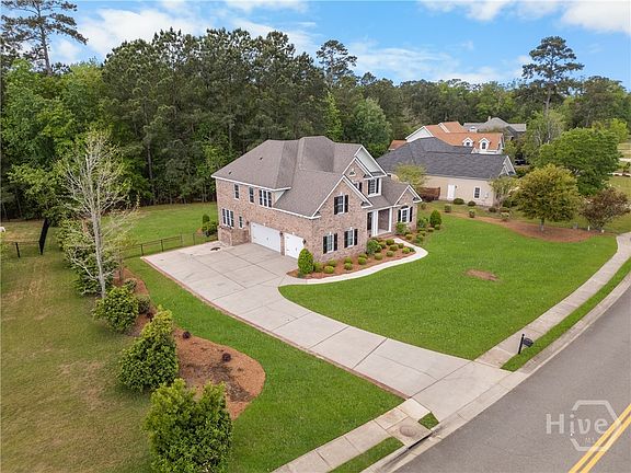 3rd image of 828 Southbridge Boulevard