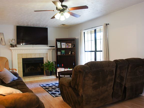 5th image of 4680 Rock Springs Ct