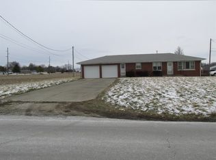1431 Country Club Rd, Mount Vernon, IN 47620