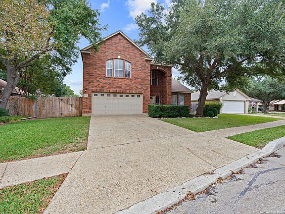 2nd image of 406 Sunrise Canyon Dr