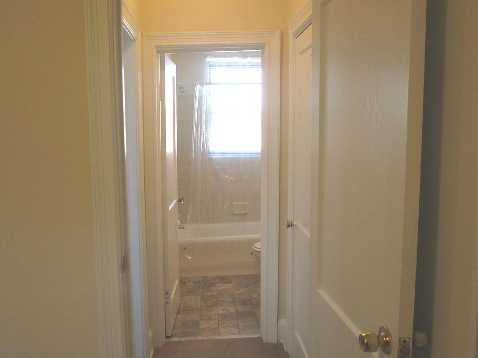 1st image of 115 Delaware Ave #J5