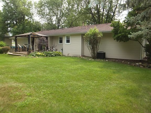 4th image of 4388 Ordway Dr