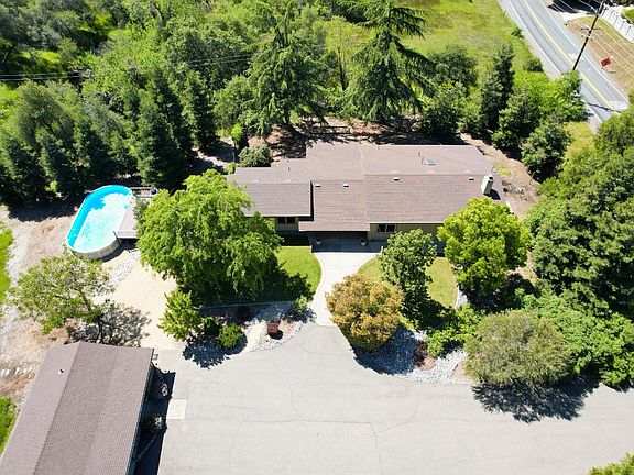 2nd image of 6490 Pleasant Valley Rd