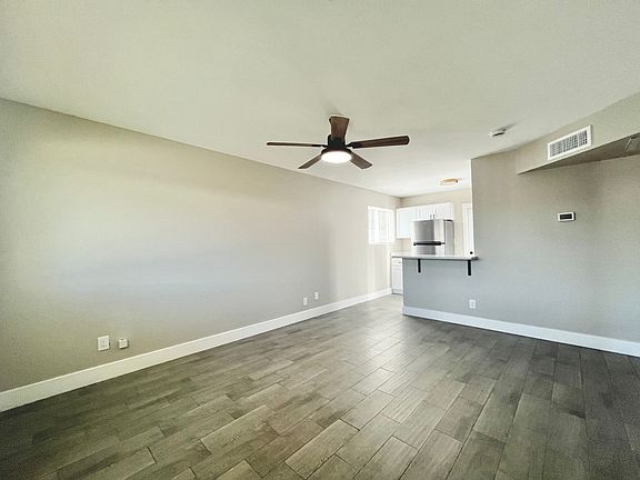4th image of 2504 N 52nd St #2