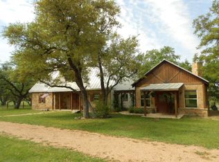 1428 Elm Ridge Rd, Fredericksburg, TX 78624