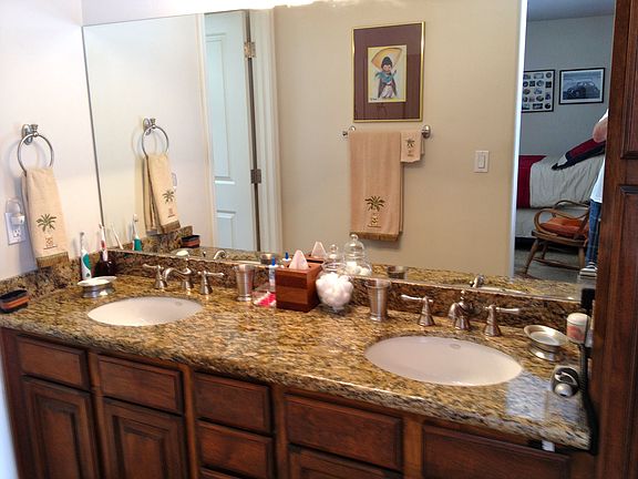 4th image of 6349 N 78th St Unit 82