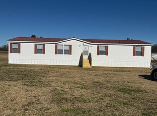 7582 Stantonsburg Rd, Farmville, NC 27828