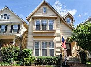 9131 Stonegarden Dr, Lorton, VA 22079