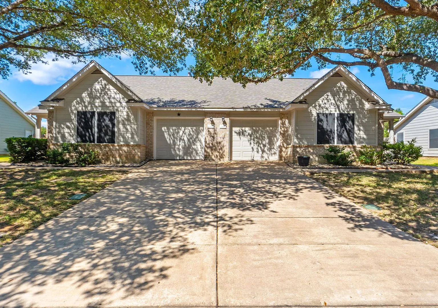 160 Prairie Springs Loop Georgetown, TX 78626 — Photo 1