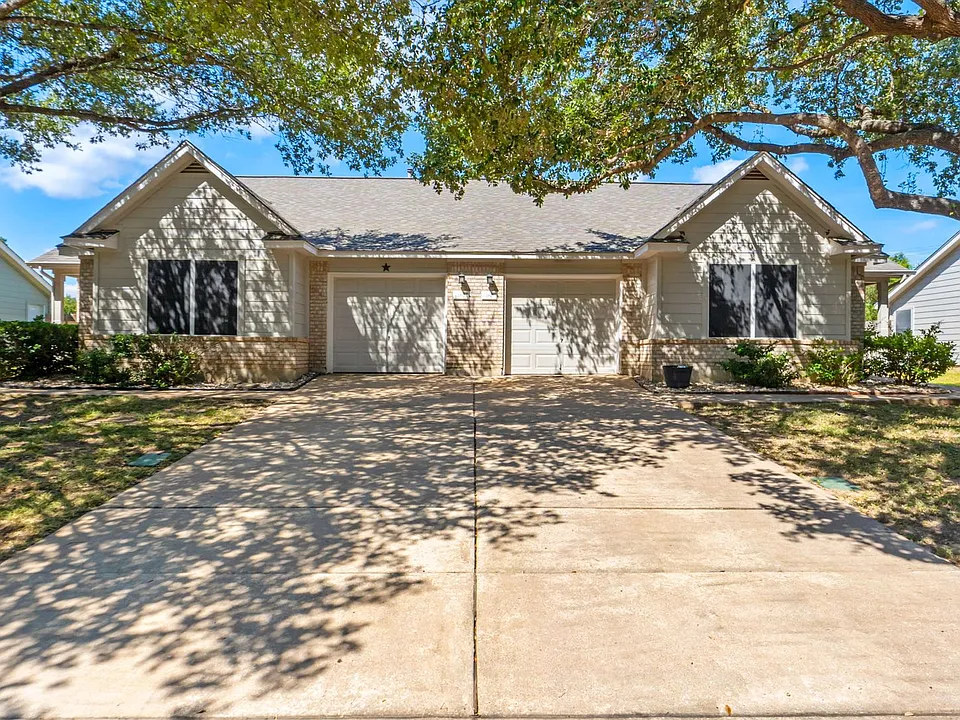 160 Prairie Springs Loop