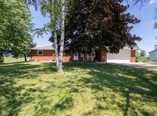 4093 Luxemburg Rd, New Franken, WI 54229