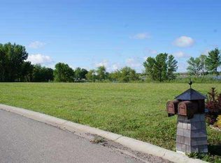 9 Lighthouse Ln, Slayton, MN 56172