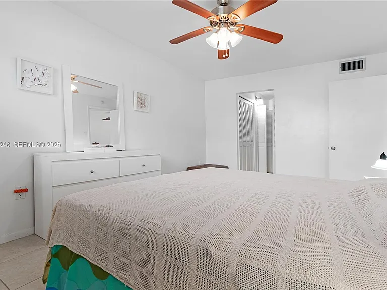 1740 Jefferson Ave #8 — Photo 16