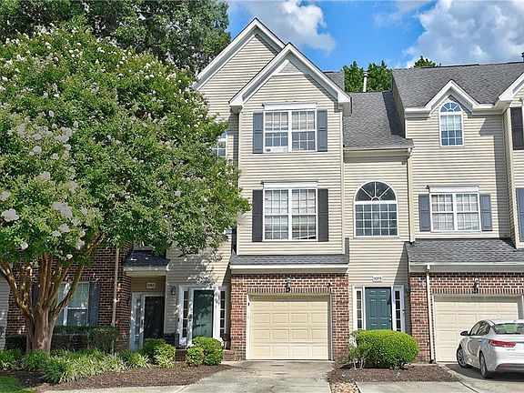 2nd image of 5269 Summer Cres