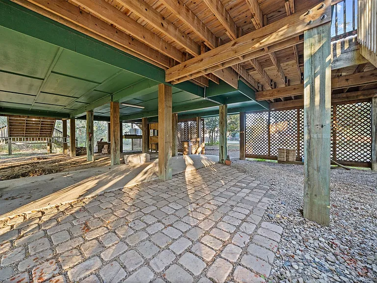 4510 Lininger Ln — Photo 41