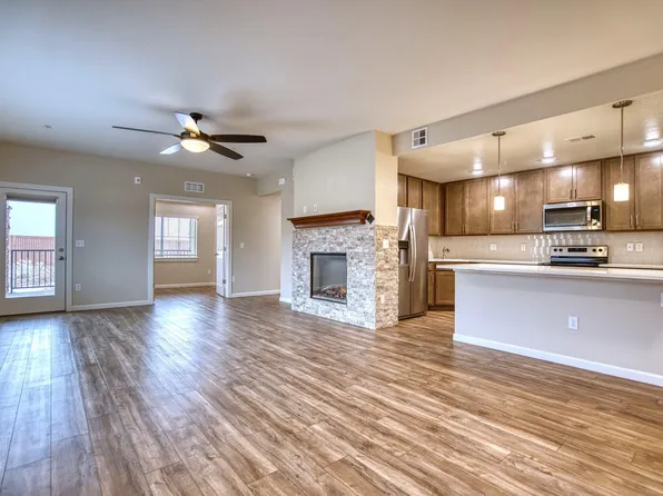 2417 Calais Dr #19-D, Longmont, CO 80504