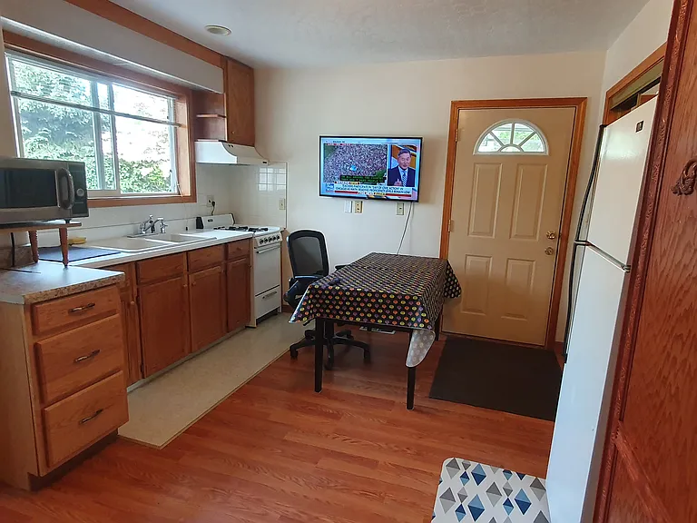 2-11695 SW Greenburg Rd #2 — Photo 9
