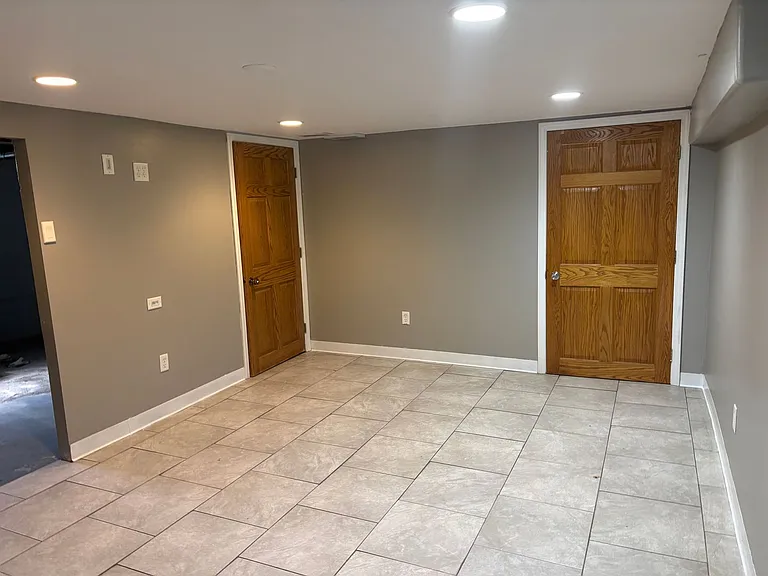 538 Dallas St — Photo 6