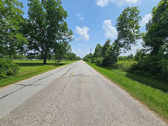 3rd image of N Lot Peters Rd