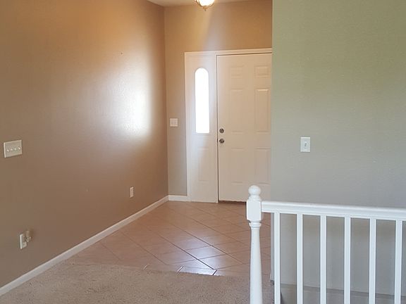 Upstairs living room/entry w