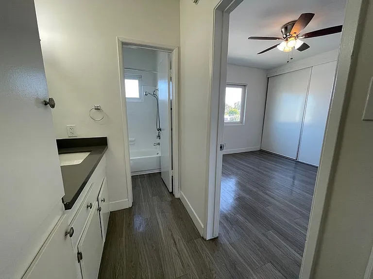 5307 Sepulveda Blvd. — Photo 17