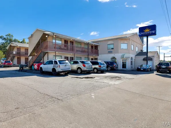 3604 McMasters Ave, Hannibal, MO 63401