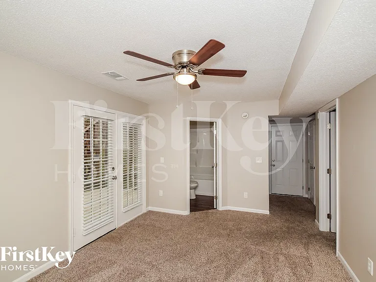 2715 Braelinn Pkwy N — Photo 7