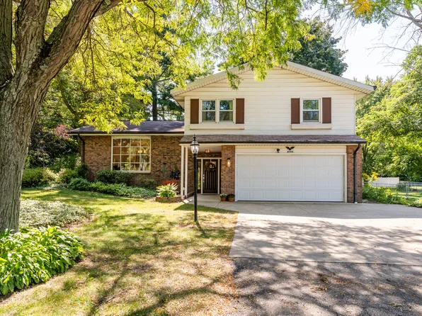 6582 Ryno Rd, Coloma, MI 49038