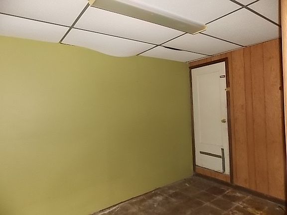 2nd image of 625 NE 9th Ave
