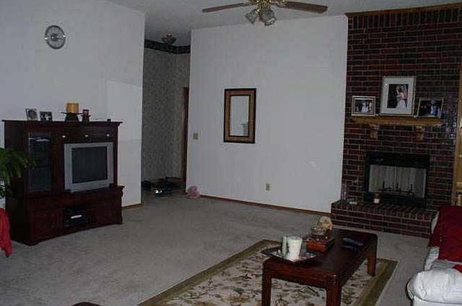 1st image of 305 W Marrgate St