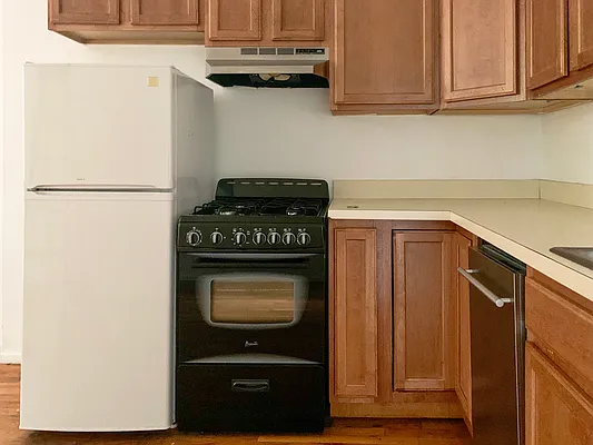 Rented by Dallien Realty Limited Liability Company | media 16