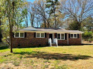 204 Sherondale Ln, Simpsonville, SC 29680