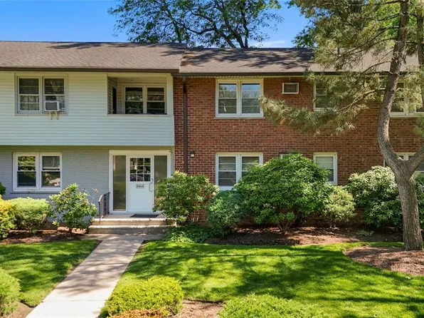 23-08 Howard Ave APT D, Fair Lawn, NJ 07410
