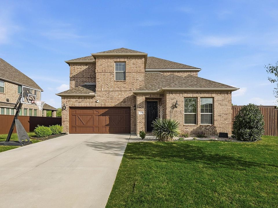 1st image of 2109 Falcon Ridge Dr