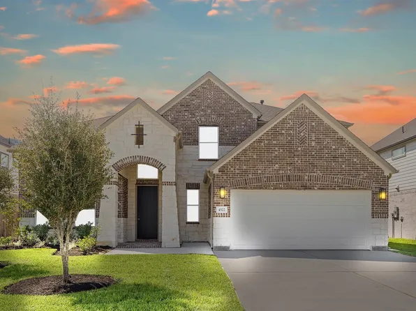 4522 Whisperwood Dr, Rosenberg, TX 77471