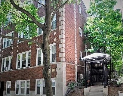 1st image of 715 W Barry Ave #B6
