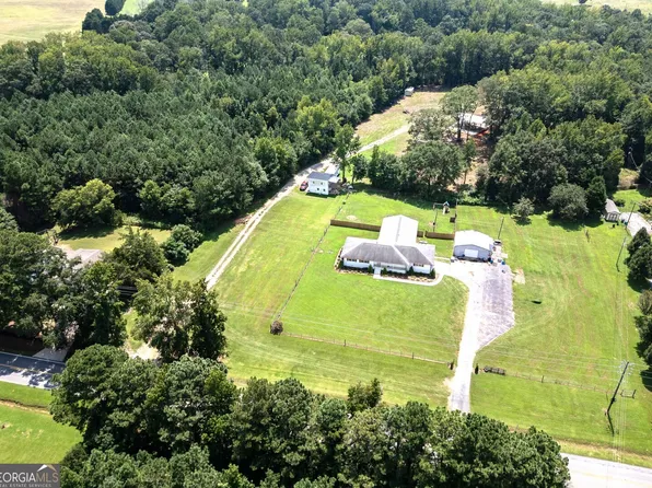 635 Jackson Lake Rd, Mansfield, GA 30055