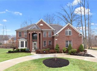31027 Logan Ct, Westlake, OH 44145