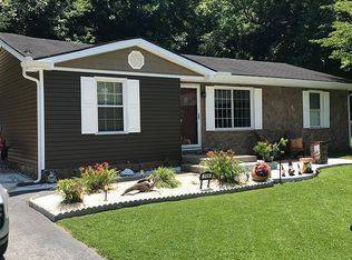 115 Keyser Heights Cir, Pikeville, KY 41501