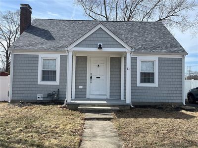 11 Macarthur Dr, Warwick, RI, 02889