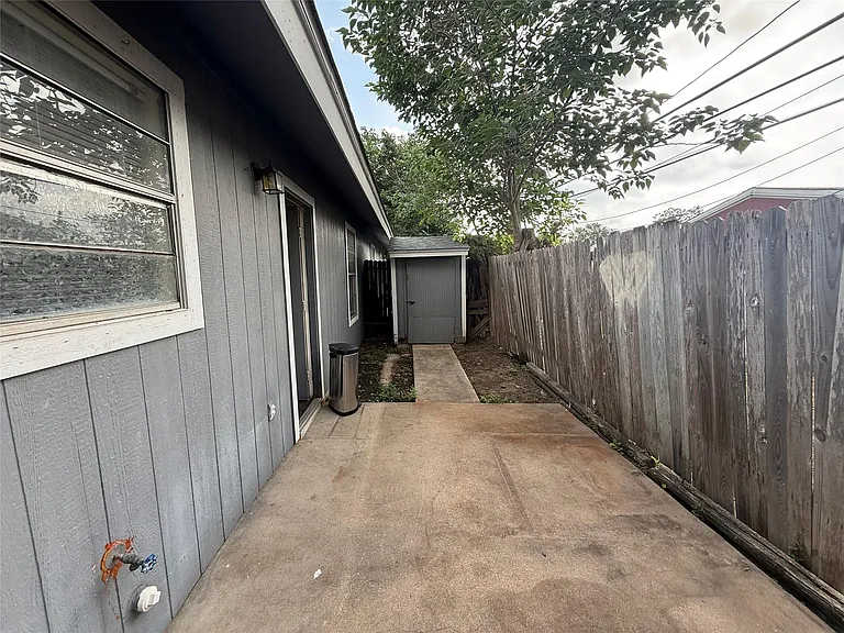 618 Mill St #B — Photo 13