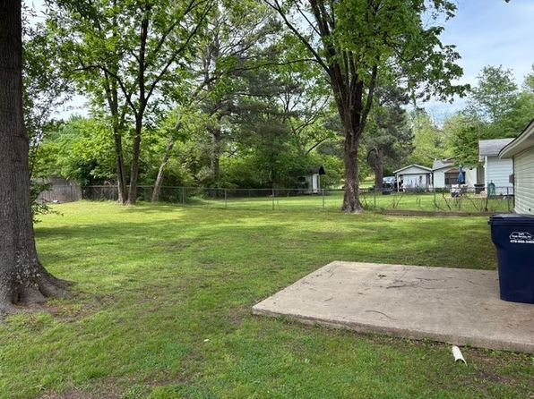 405 Avenue 2 NE, Atkins, AR 72823