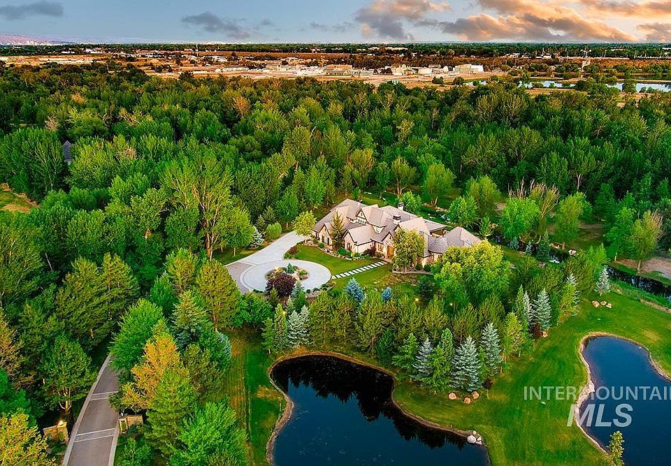 1582 E Rivers End Ct, Eagle, ID 83616 | MLS #98996583 | Zillow