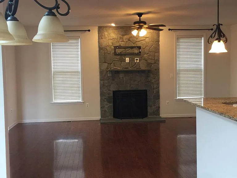 43165 Barnstead Dr — Photo 11
