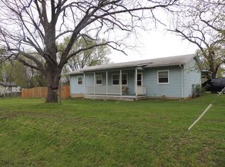 405 S Bond St, Cuba, MO 65453