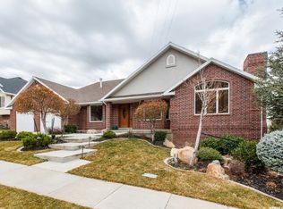 2149 N Park Hills Dr, Centerville, UT 84014