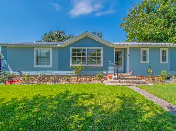 203 Harbor View Ct, Granbury, TX 76048