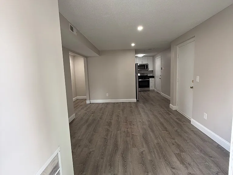 Pondsview Apartments — Photo 89